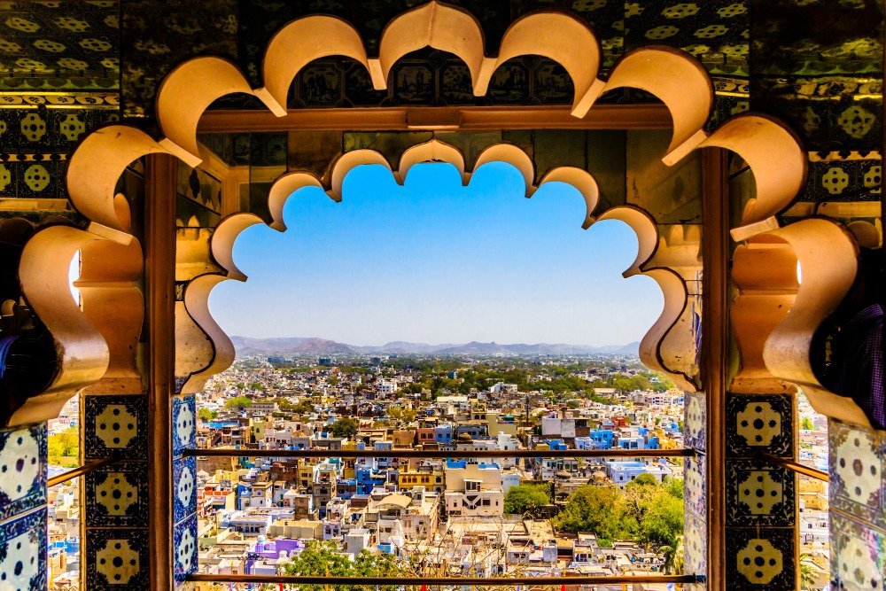 beautiful-shot-udaipur-from-window-city-palace beautiful-shot-udaipur-from-window-city-palace